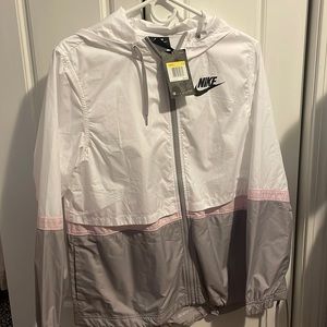 Brand new Nike windbreaker
